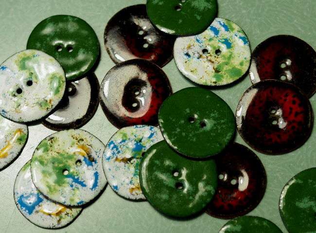 enameled buttons